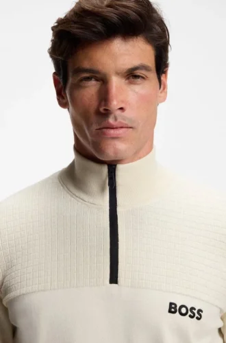 Wasserabweisender Pullover mit Reißverschlusskragen aus einer Baumwollmischung