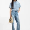 Weit geschnittene Jeans aus blauem Stretch-Denim