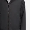 Windjacke aus Schurwolle mit Kapuze Windjacke aus Schurwolle mit Kapuze