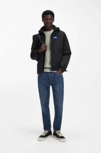 Windjacke mit Logo-Patch und wasserabweisender Beschichtung