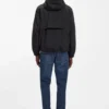 Windjacke mit Logo-Patch und wasserabweisender Beschichtung