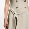 Zweireihiges Wickelkleid aus einer Leinenmischung mit Fischgrätenmuster